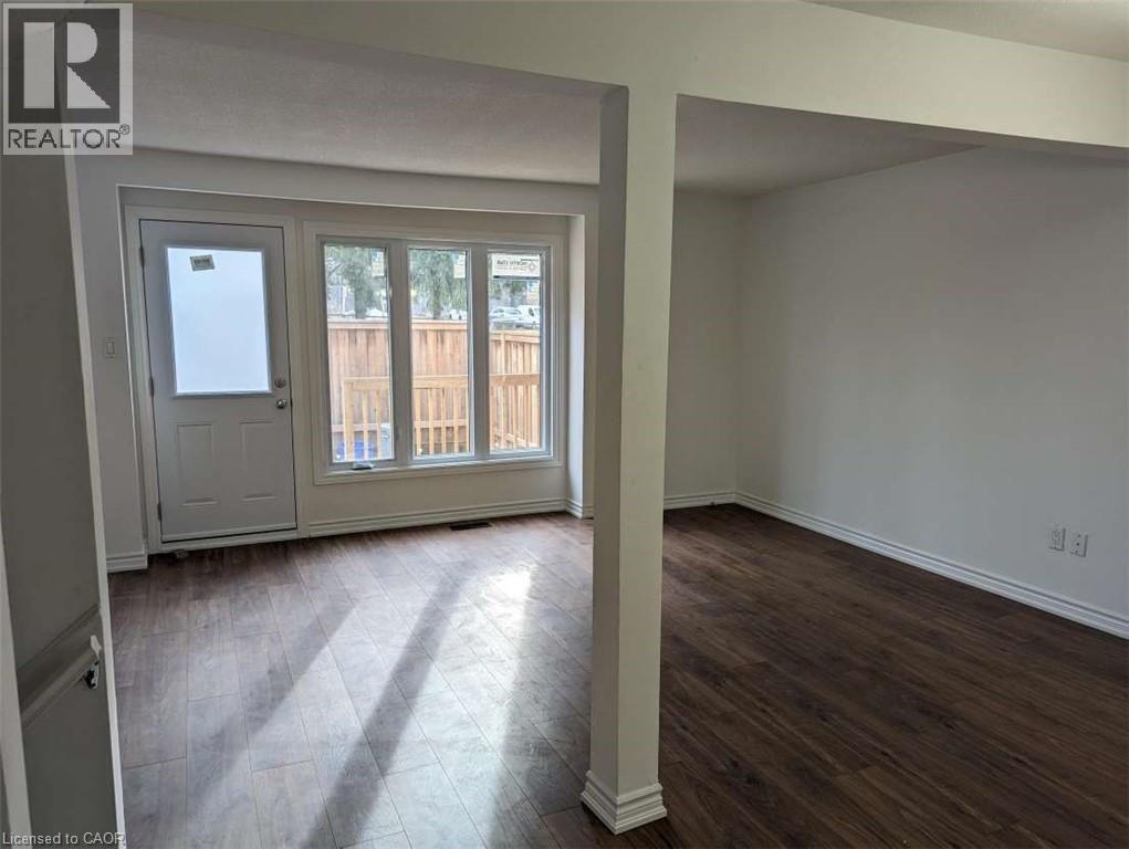 125 BONAVENTURE Drive Unit# 58, Hamilton, Ontario