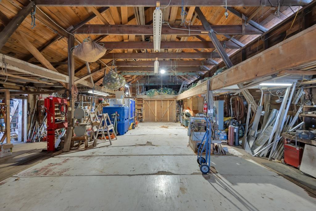 9505 Gunderson Road, Delta, British Columbia  V4C 4R9 - Photo 8 - C8077825