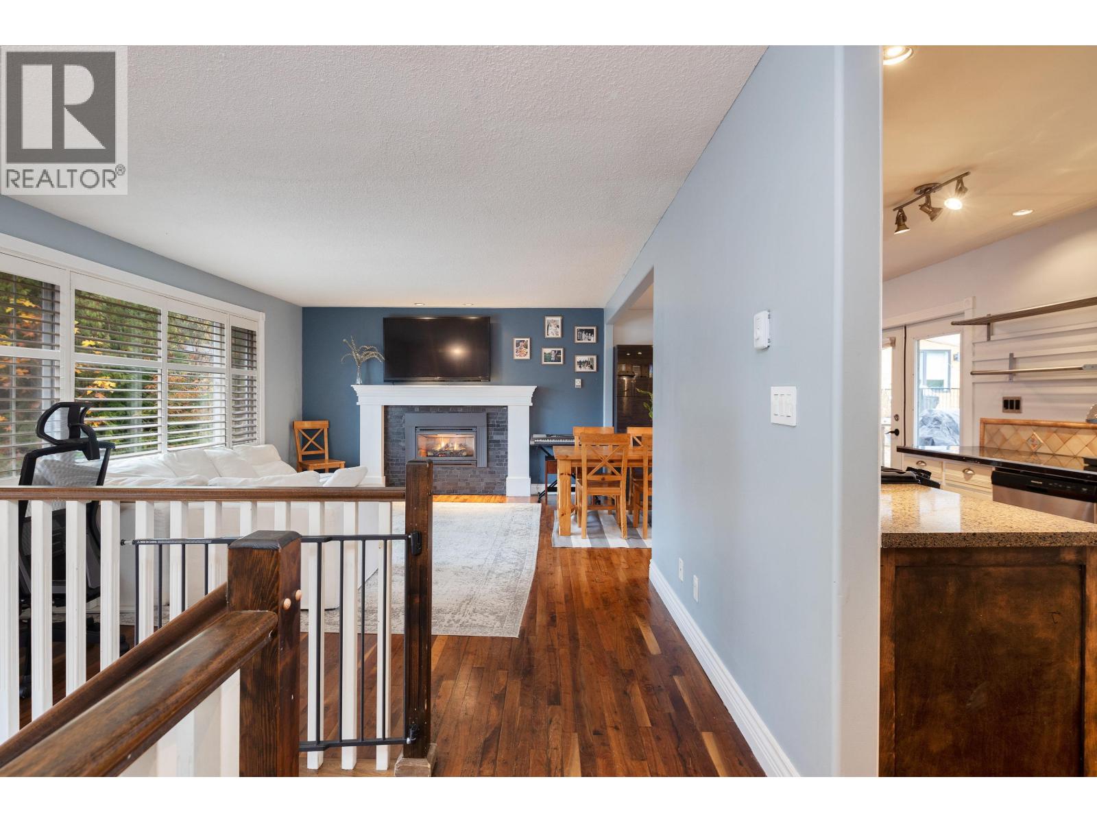 1254 Depot Road, Squamish, British Columbia  V0N 1H0 - Photo 2 - R3112851