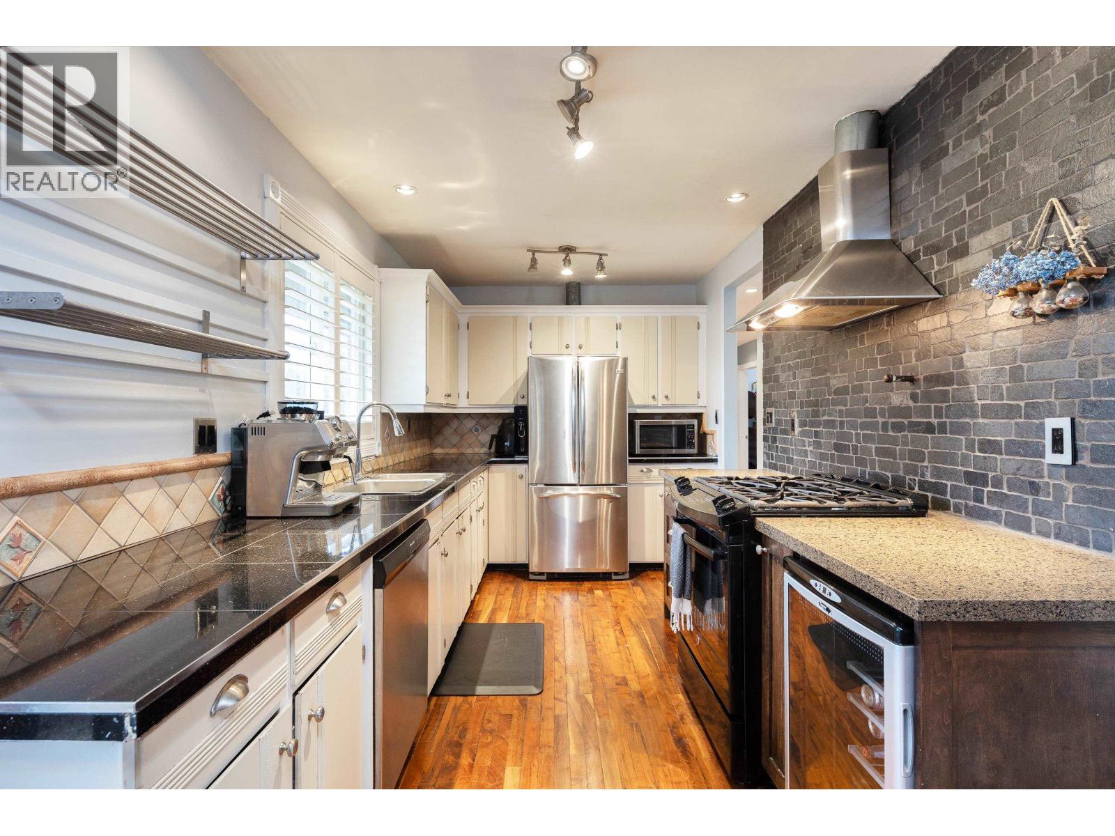 1254 Depot Road, Squamish, British Columbia  V0N 1H0 - Photo 5 - R3112851