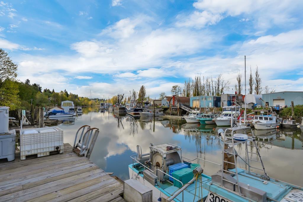 9505 Gunderson Road, Delta, British Columbia  V4C 4R9 - Photo 14 - C8077825