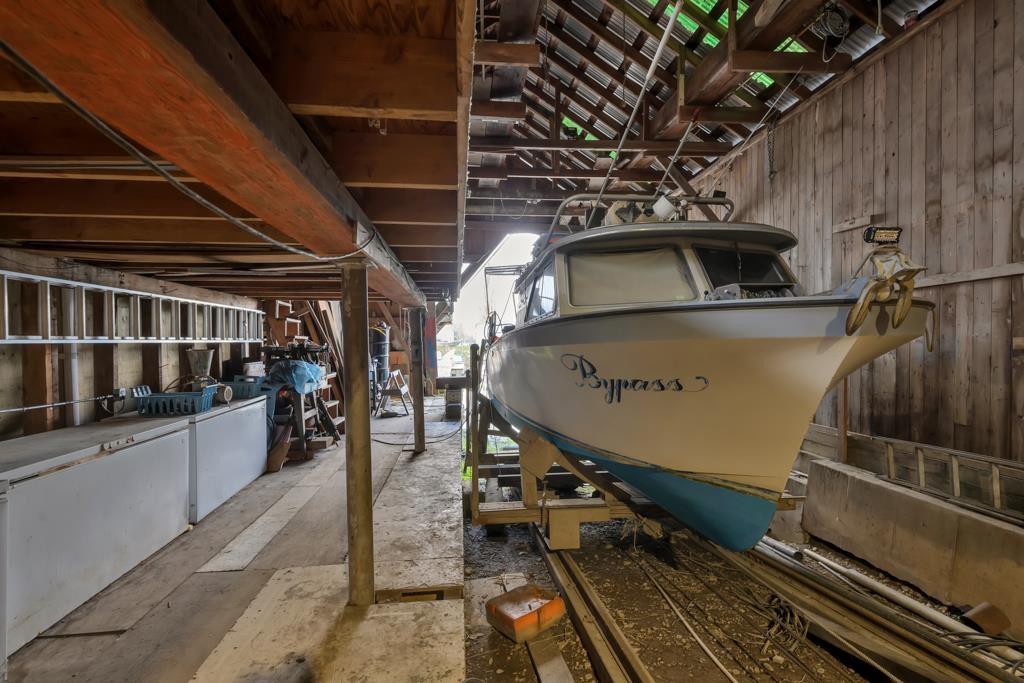 9505 Gunderson Road, Delta, British Columbia  V4C 4R9 - Photo 20 - C8077825