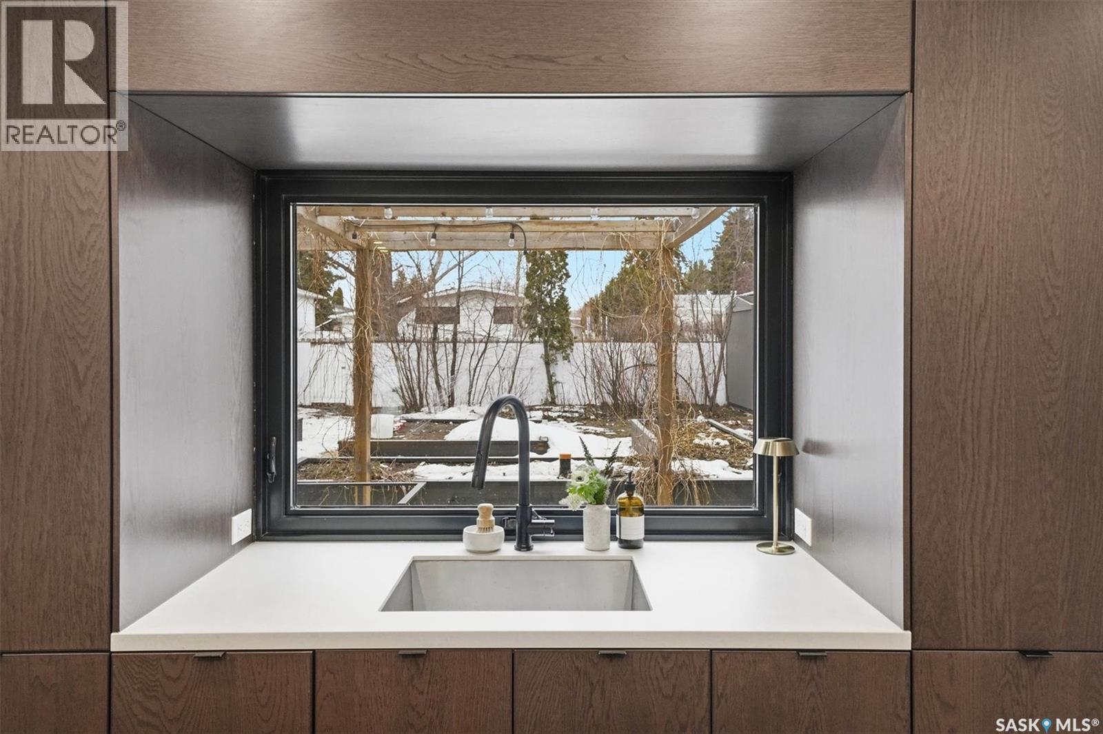 3610 Balfour Court, Saskatoon, Saskatchewan  S7H 4B2 - Photo 8 - SK032863