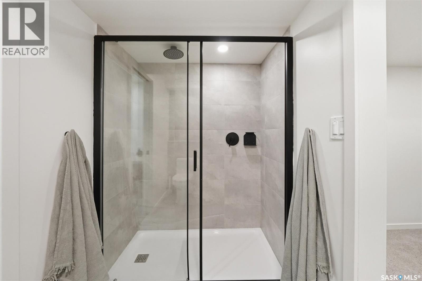 3610 Balfour Court, Saskatoon, Saskatchewan  S7H 4B2 - Photo 42 - SK032863