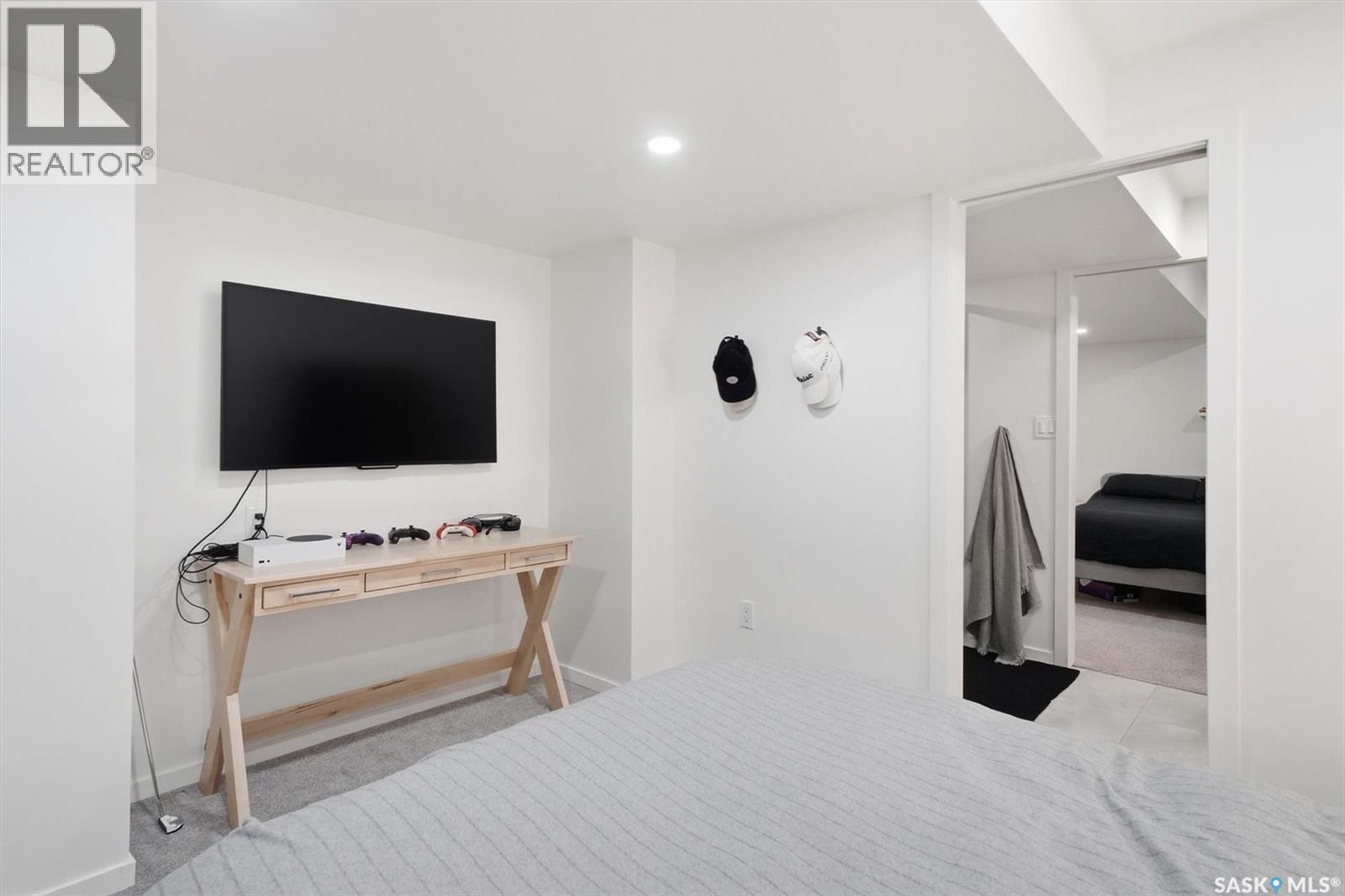 3610 Balfour Court, Saskatoon, Saskatchewan  S7H 4B2 - Photo 39 - SK032863