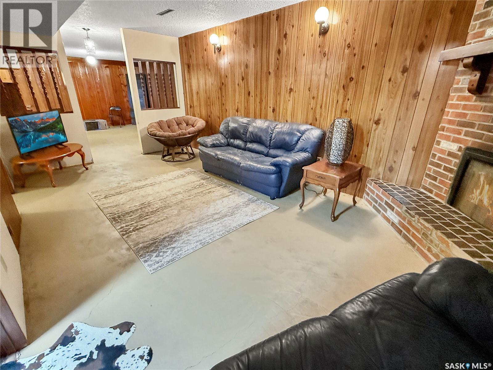 290 Burke Crescent, Swift Current, Saskatchewan  S9H 4H6 - Photo 18 - SK032965