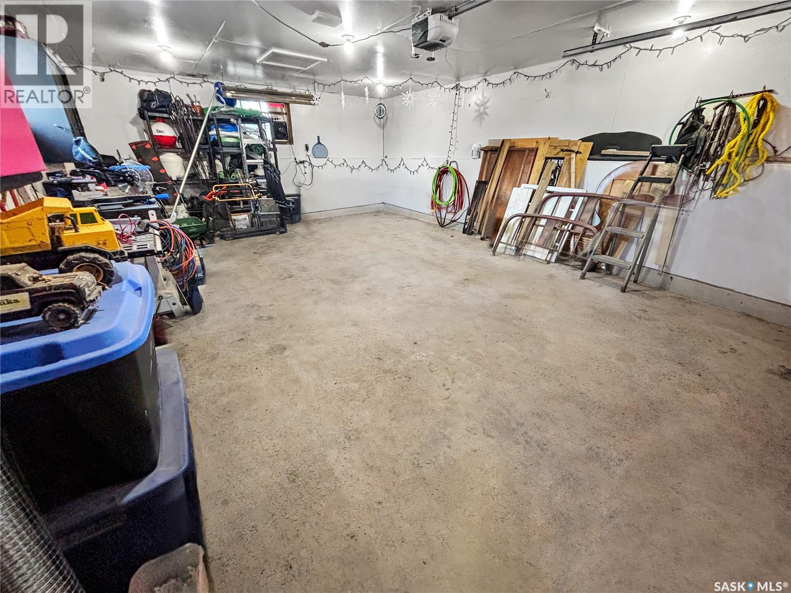 290 Burke Crescent, Swift Current, Saskatchewan  S9H 4H6 - Photo 28 - SK032965