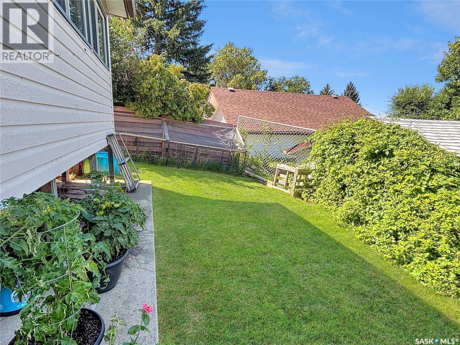 290 Burke Crescent, Swift Current, Saskatchewan  S9H 4H6 - Photo 25 - SK032965