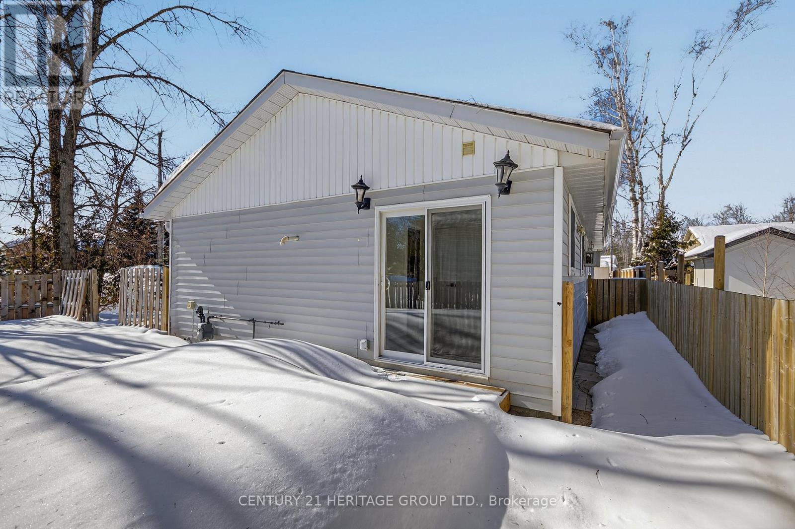 854 9th Line, Innisfil, Ontario  L9S 3Y8 - Photo 8 - N13014242