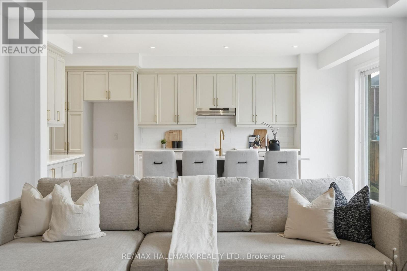 610 Newlove Street, Innisfil, Ontario  L9S 0S2 - Photo 12 - N13014340