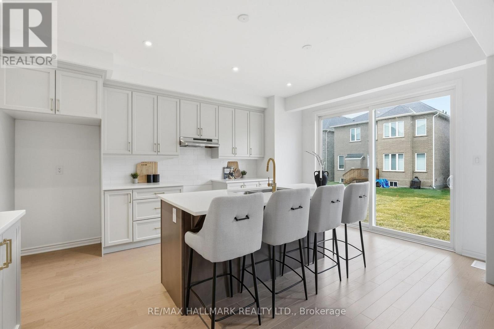 610 Newlove Street, Innisfil, Ontario  L9S 0S2 - Photo 14 - N13014340