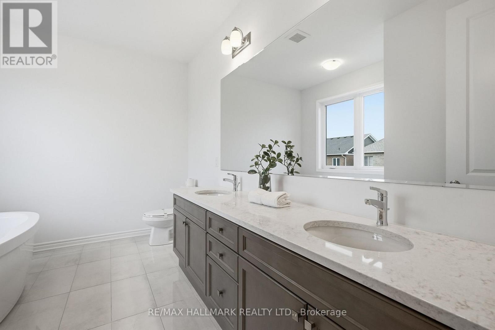 610 Newlove Street, Innisfil, Ontario  L9S 0S2 - Photo 41 - N13014340