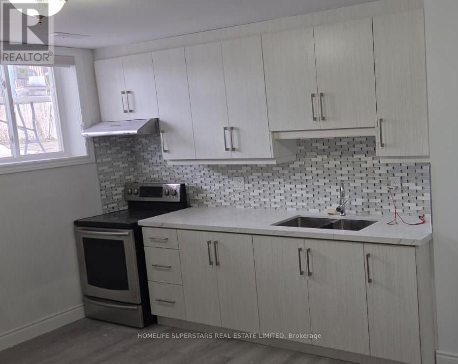 Basement - 28 Estateview Circle, Brampton, Ontario  L6P 0R6 - Photo 3 - W12349493