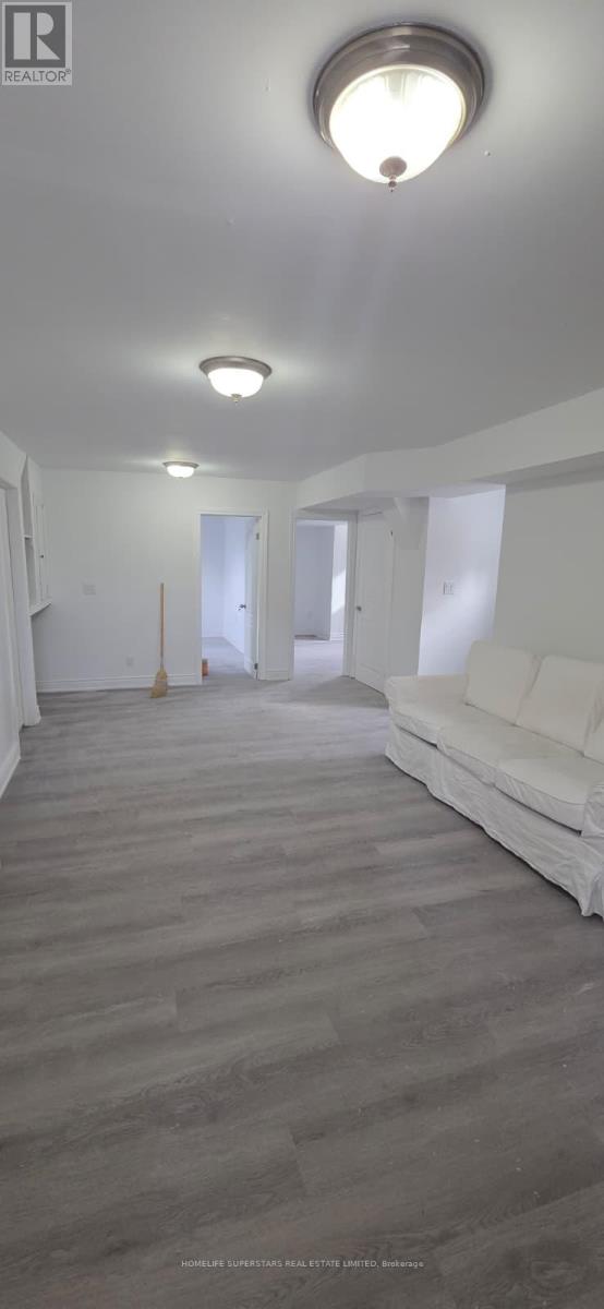 Basement - 28 Estateview Circle, Brampton, Ontario  L6P 0R6 - Photo 8 - W12349493