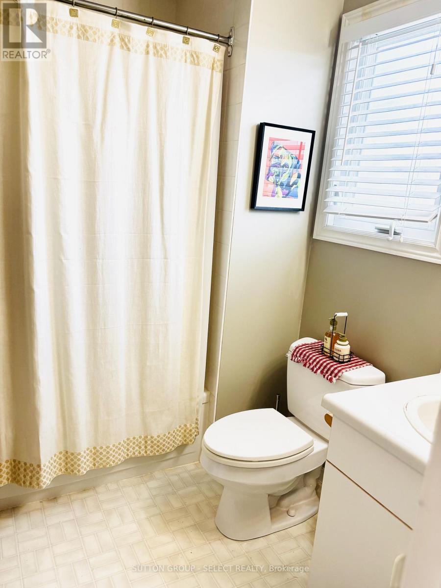 97 Tiner Avenue, Thames Centre, Ontario  N0L 1G2 - Photo 26 - X12946454