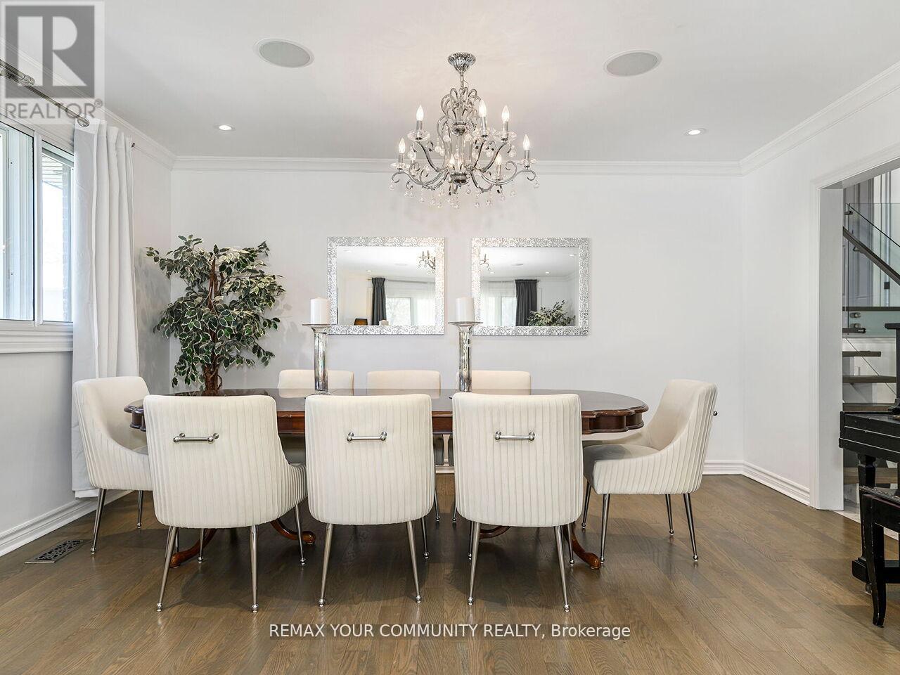 239 Wincott Drive, Toronto, Ontario  M9R 2R6 - Photo 11 - W13014290