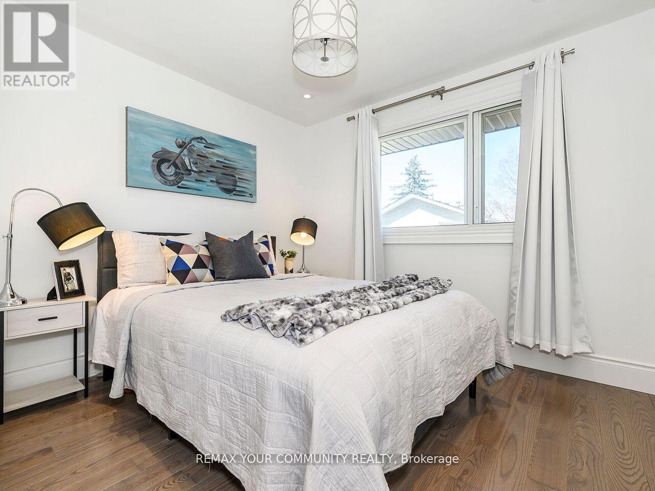 239 Wincott Drive, Toronto, Ontario  M9R 2R6 - Photo 17 - W13014290