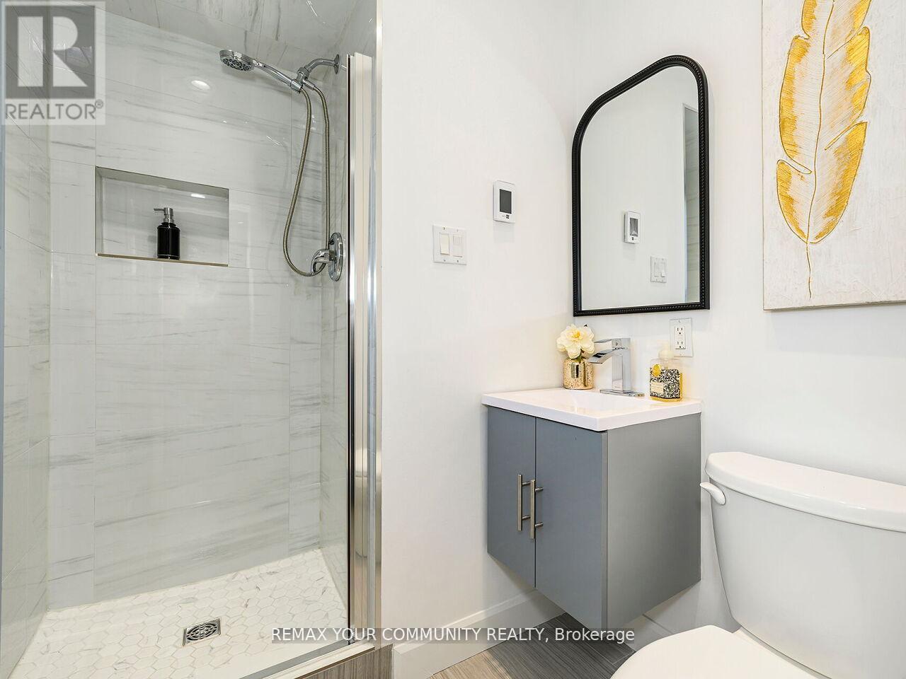 239 Wincott Drive, Toronto, Ontario  M9R 2R6 - Photo 19 - W13014290