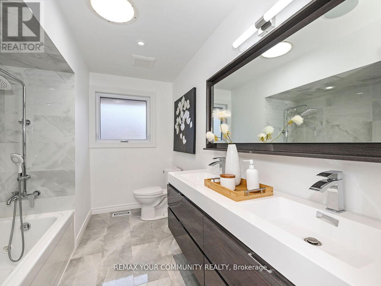 239 Wincott Drive, Toronto, Ontario  M9R 2R6 - Photo 22 - W13014290