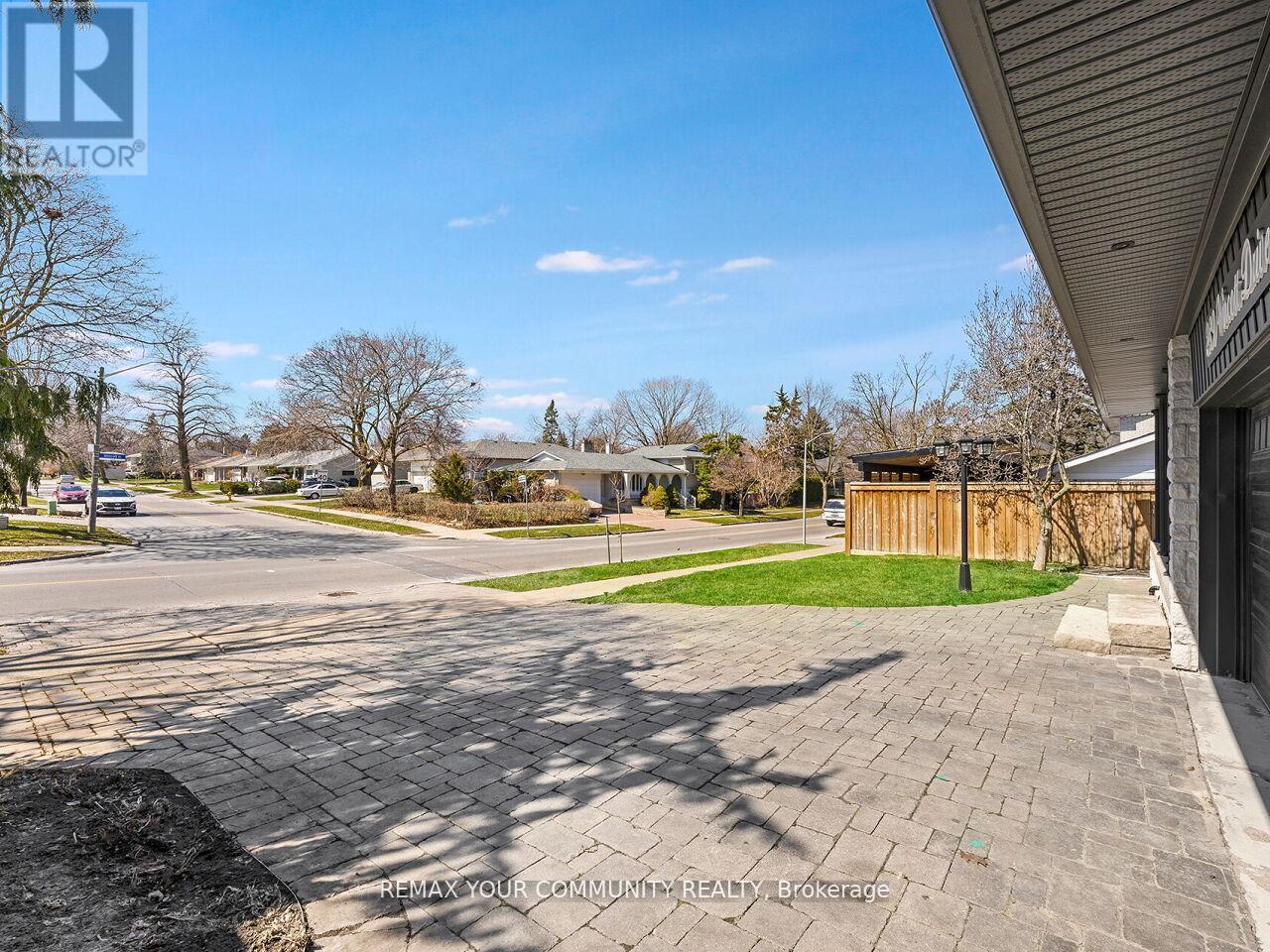 239 Wincott Drive, Toronto, Ontario  M9R 2R6 - Photo 47 - W13014290
