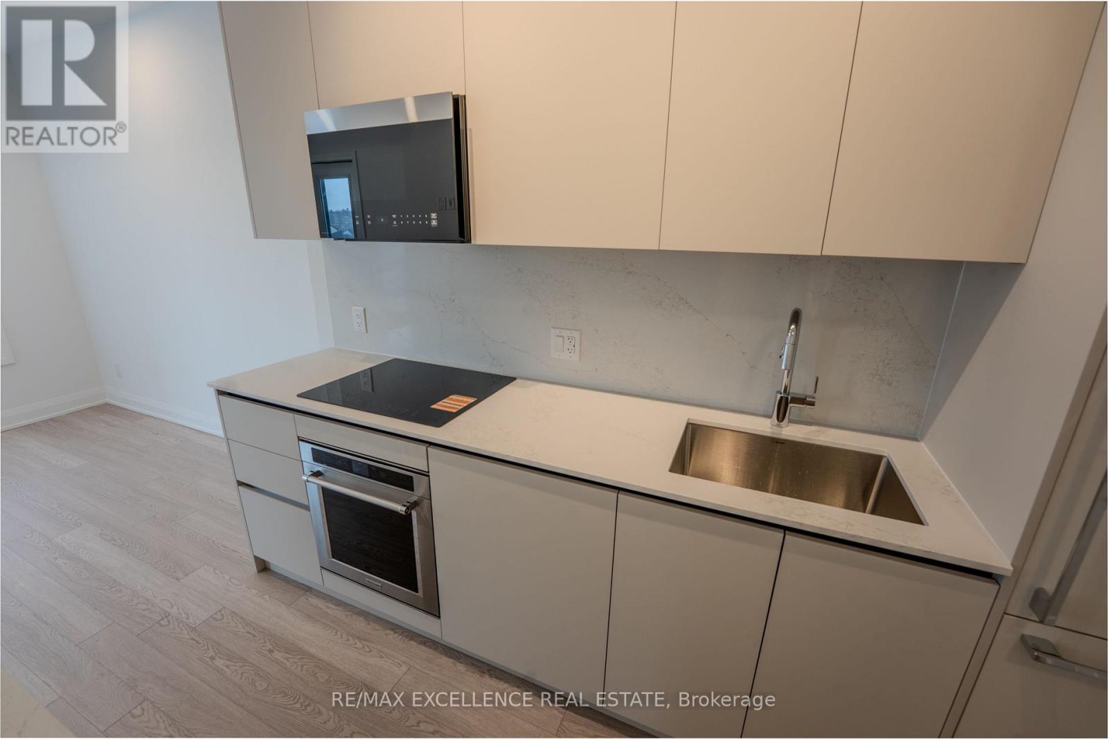 515 - 3250 Carding Mill Trail, Oakville, Ontario  L6M 5T3 - Photo 4 - W13014292