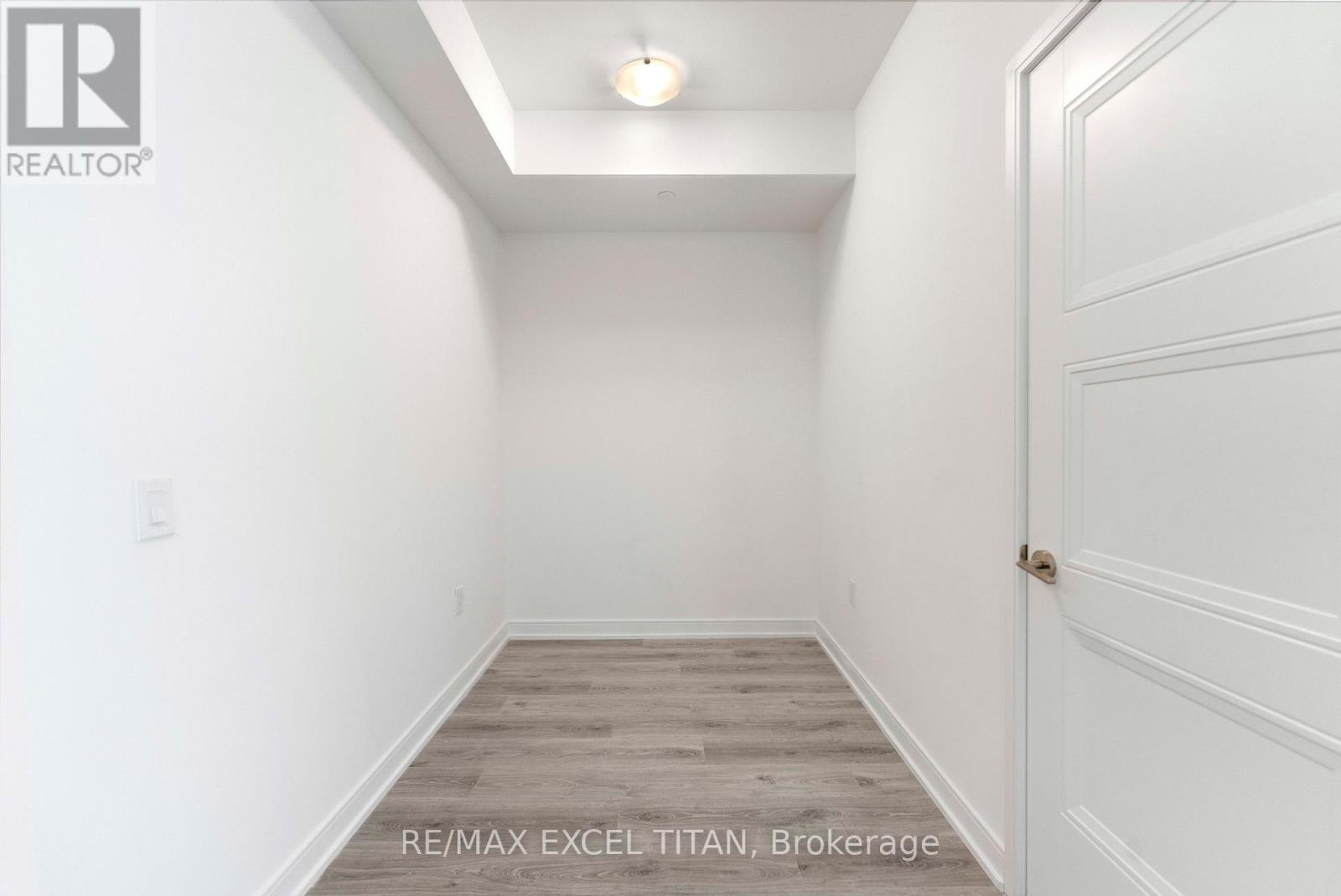 205 - 25 Neighbourhood Lane, Toronto, Ontario  M8Y 0C4 - Photo 14 - W13014298