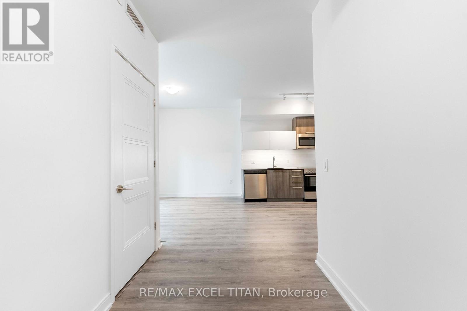 205 - 25 Neighbourhood Lane, Toronto, Ontario  M8Y 0C4 - Photo 16 - W13014298