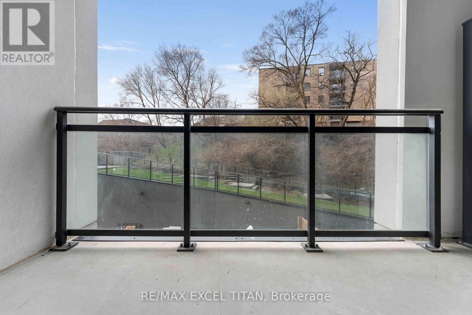 205 - 25 Neighbourhood Lane, Toronto, Ontario  M8Y 0C4 - Photo 21 - W13014298