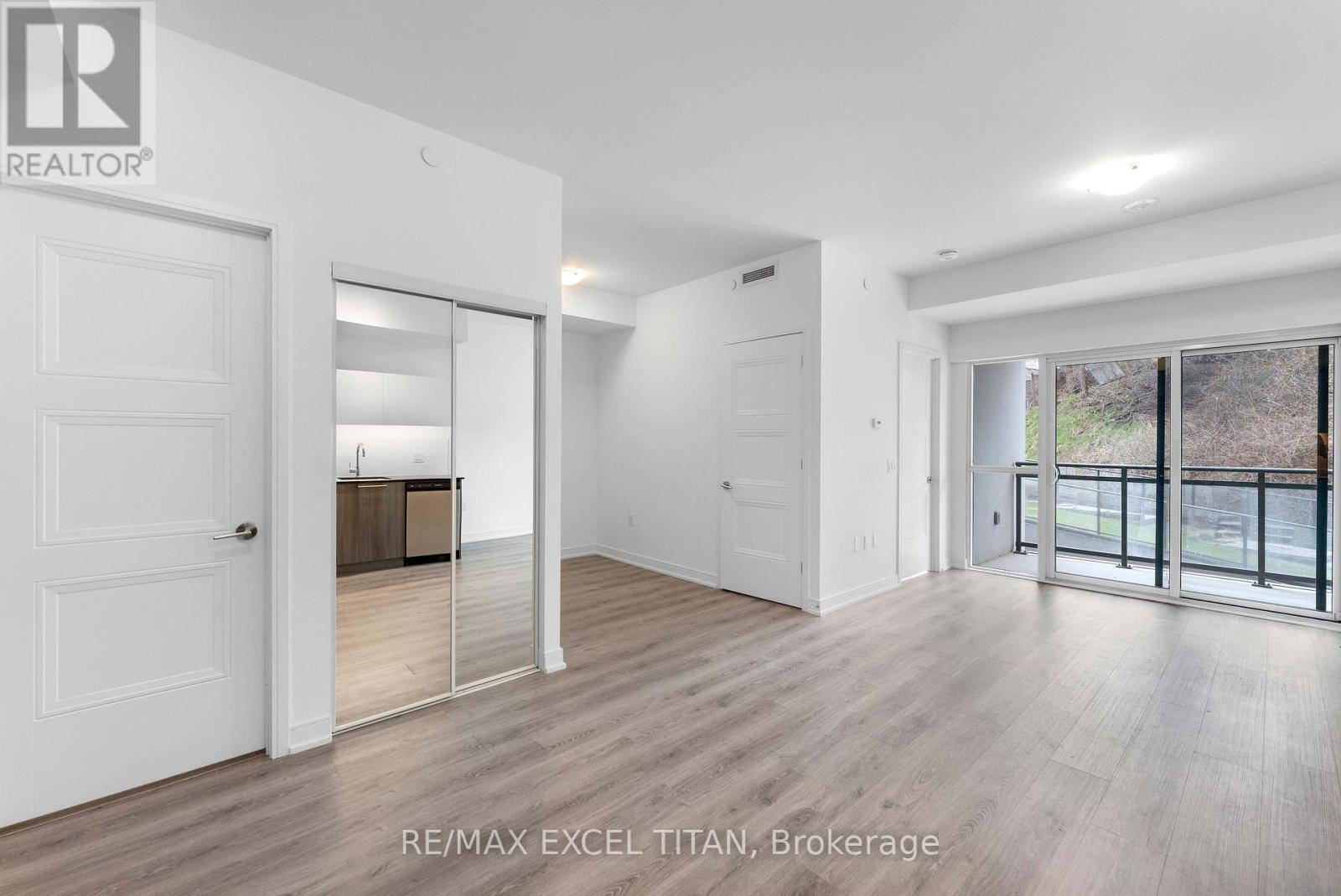 205 - 25 Neighbourhood Lane, Toronto, Ontario  M8Y 0C4 - Photo 9 - W13014298