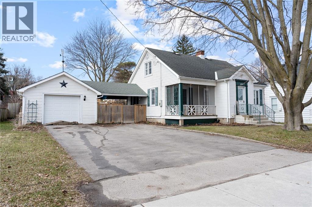 421 St Andrew Street, Port Dover, Ontario  N0A 1N0 - Photo 2 - 40814236