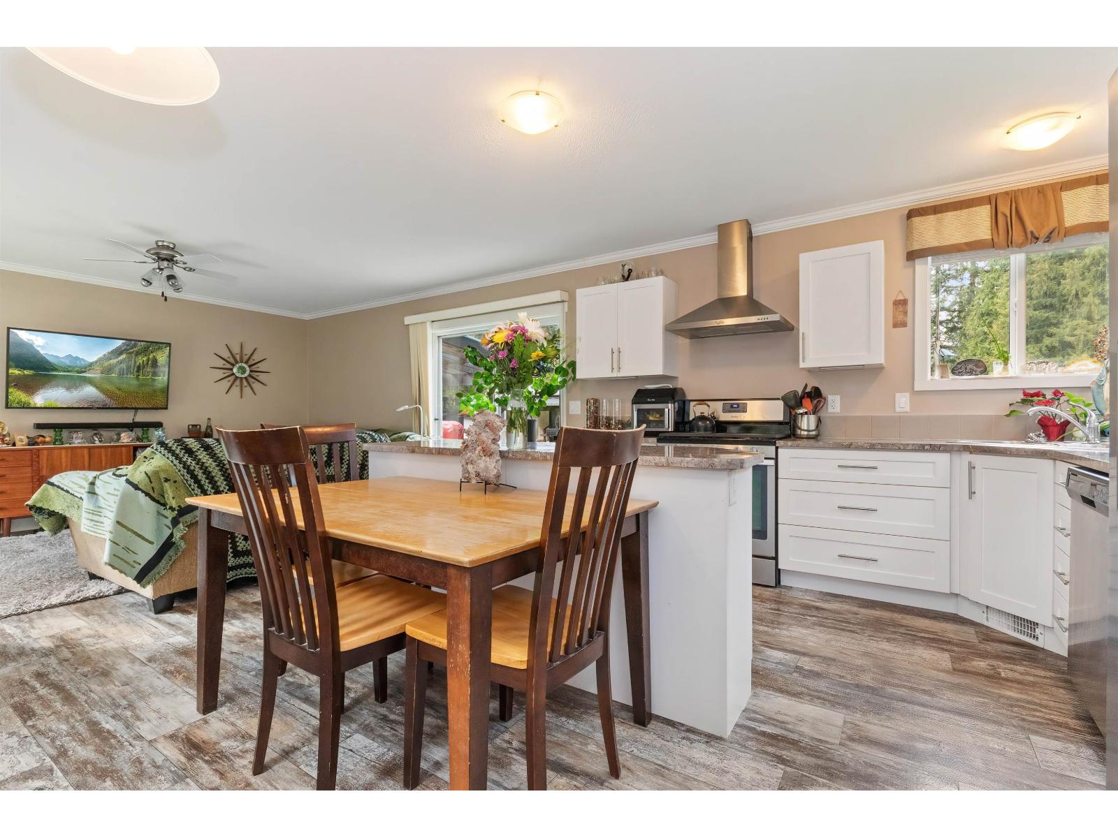 19512 Silver Skagit Road, Hope, Hope, British Columbia  V0X 1L2 - Photo 23 - R3112654