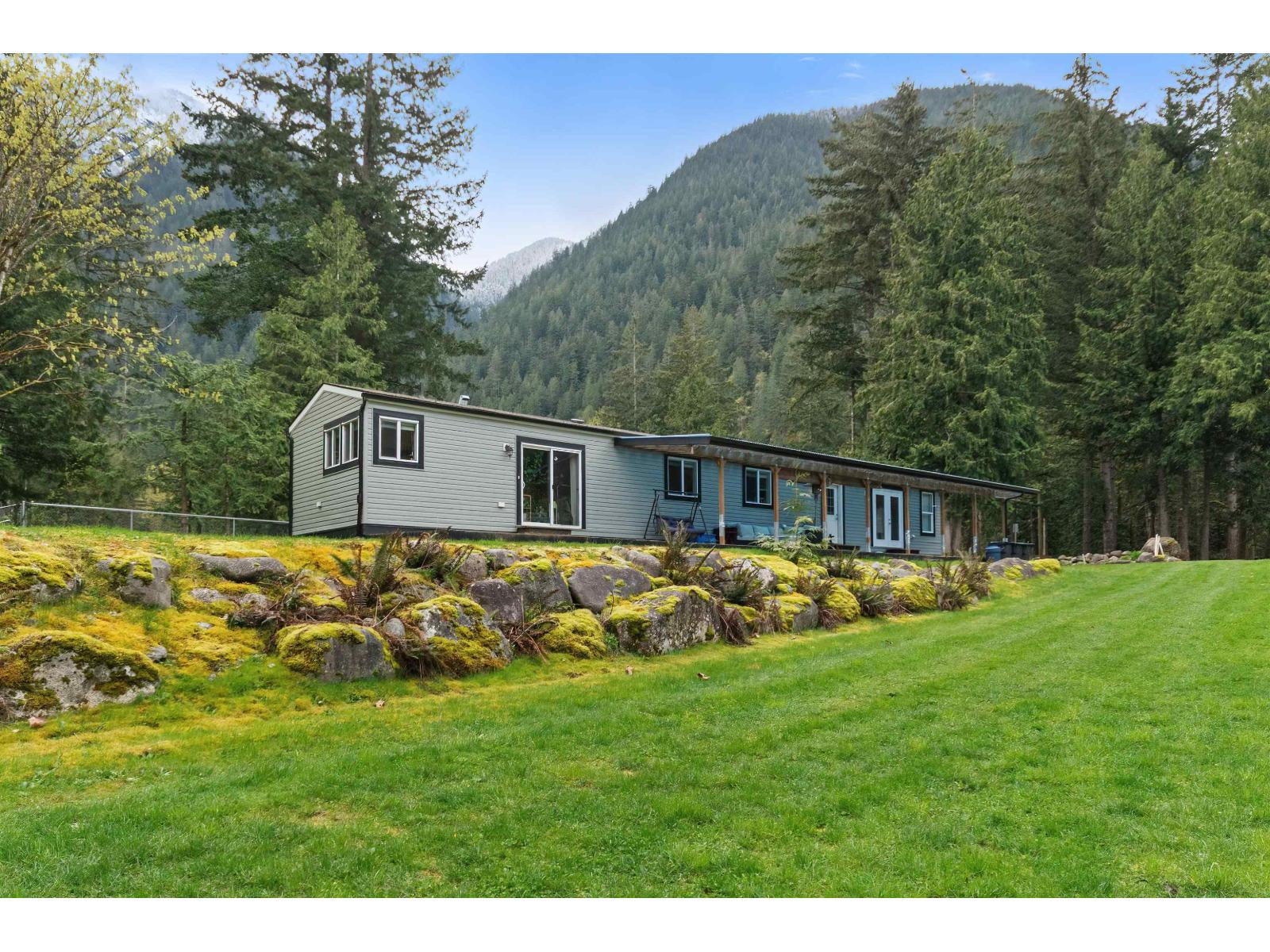 19512 Silver Skagit Road, Hope, Hope, British Columbia  V0X 1L2 - Photo 17 - R3112654