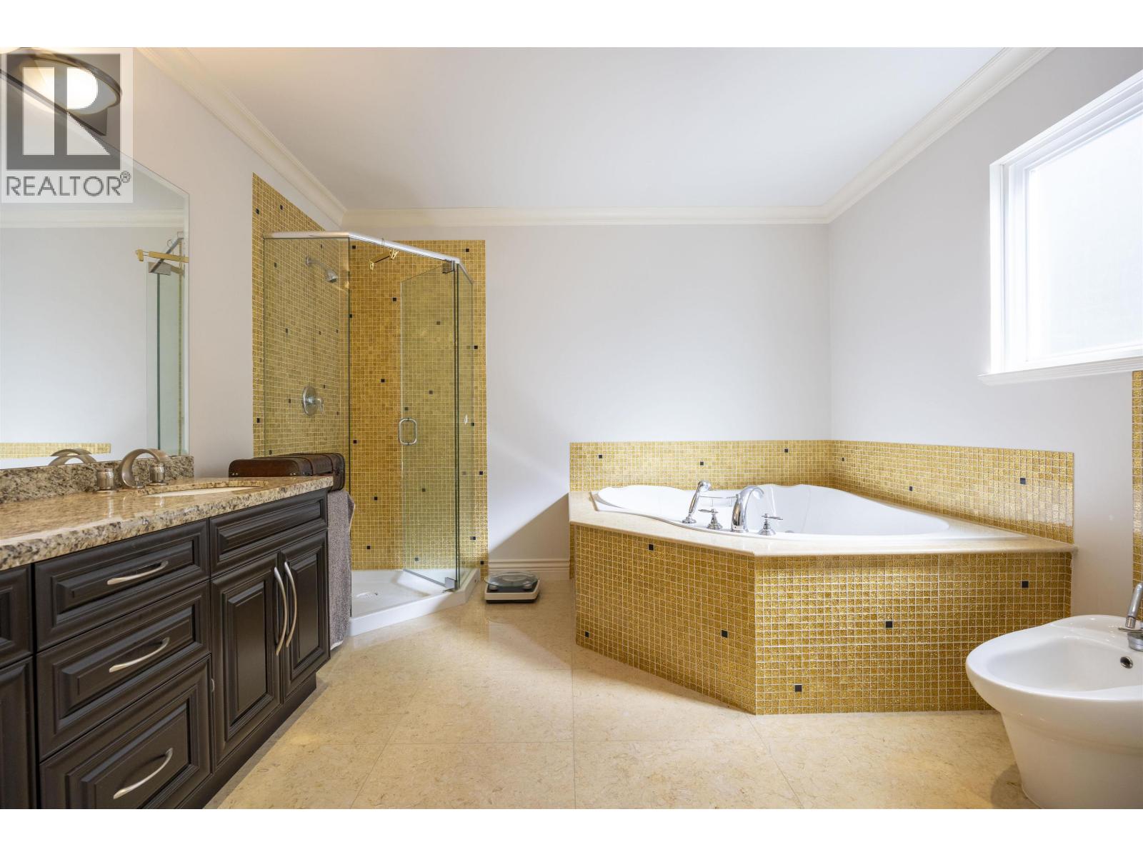 7353 Union Street, Burnaby, British Columbia V5A 1J1 - Photo 18 - R3095229