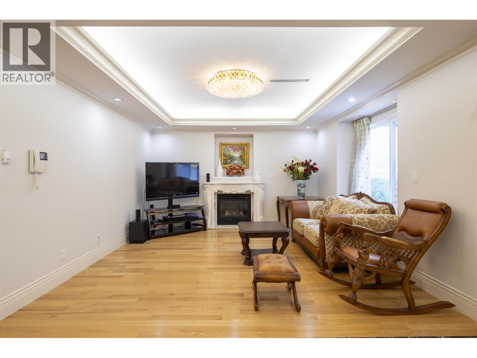 7353 Union Street, Burnaby, British Columbia V5A 1J1 - Photo 12 - R3095229