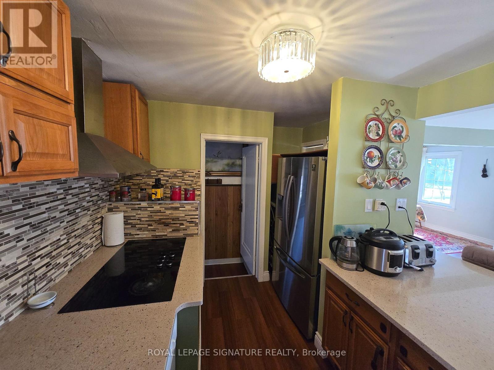 601 Conacher Drive, Toronto, Ontario  M2M 3M9 - Photo 5 - C12967214