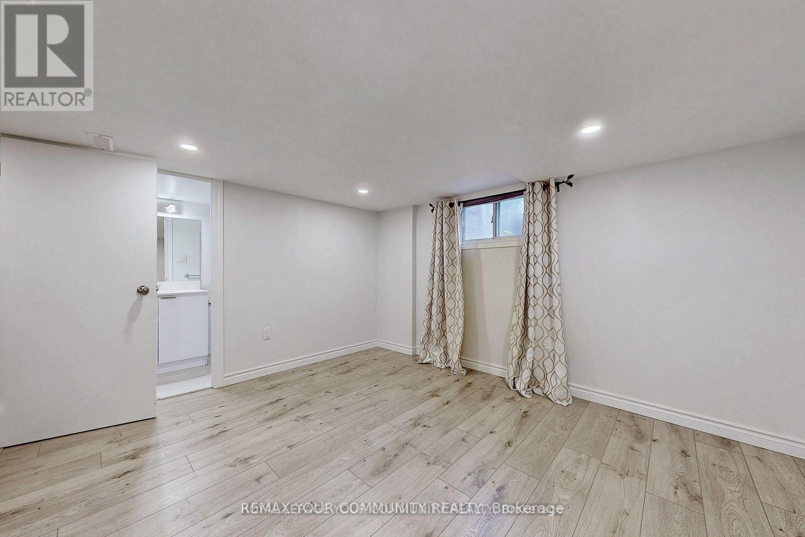 107 Temperance Street, Aurora, Ontario  L4G 2R1 - Photo 11 - N13014220