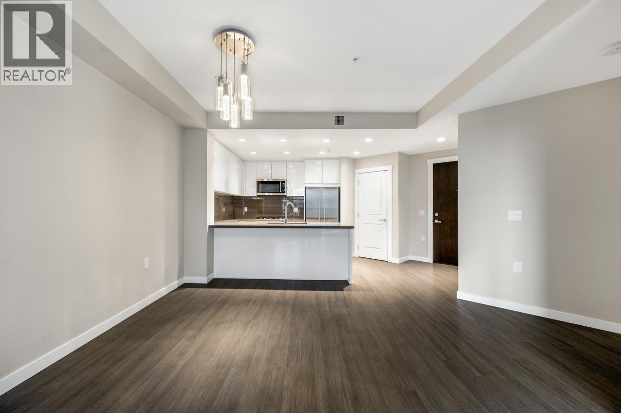 303 255 W 1st Street, North Vancouver, British Columbia  V7M 3G8 - Photo 3 - R3112705