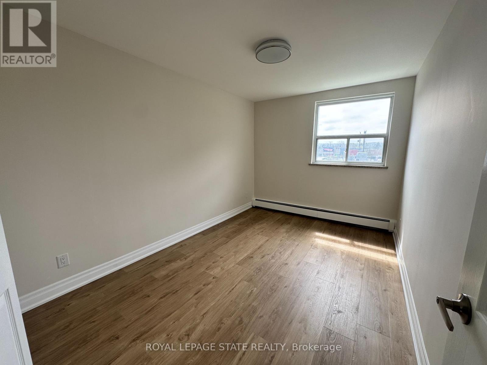 305 - 105 Tia Drive, Hamilton, Ontario  L8H 2N8 - Photo 7 - X13014296