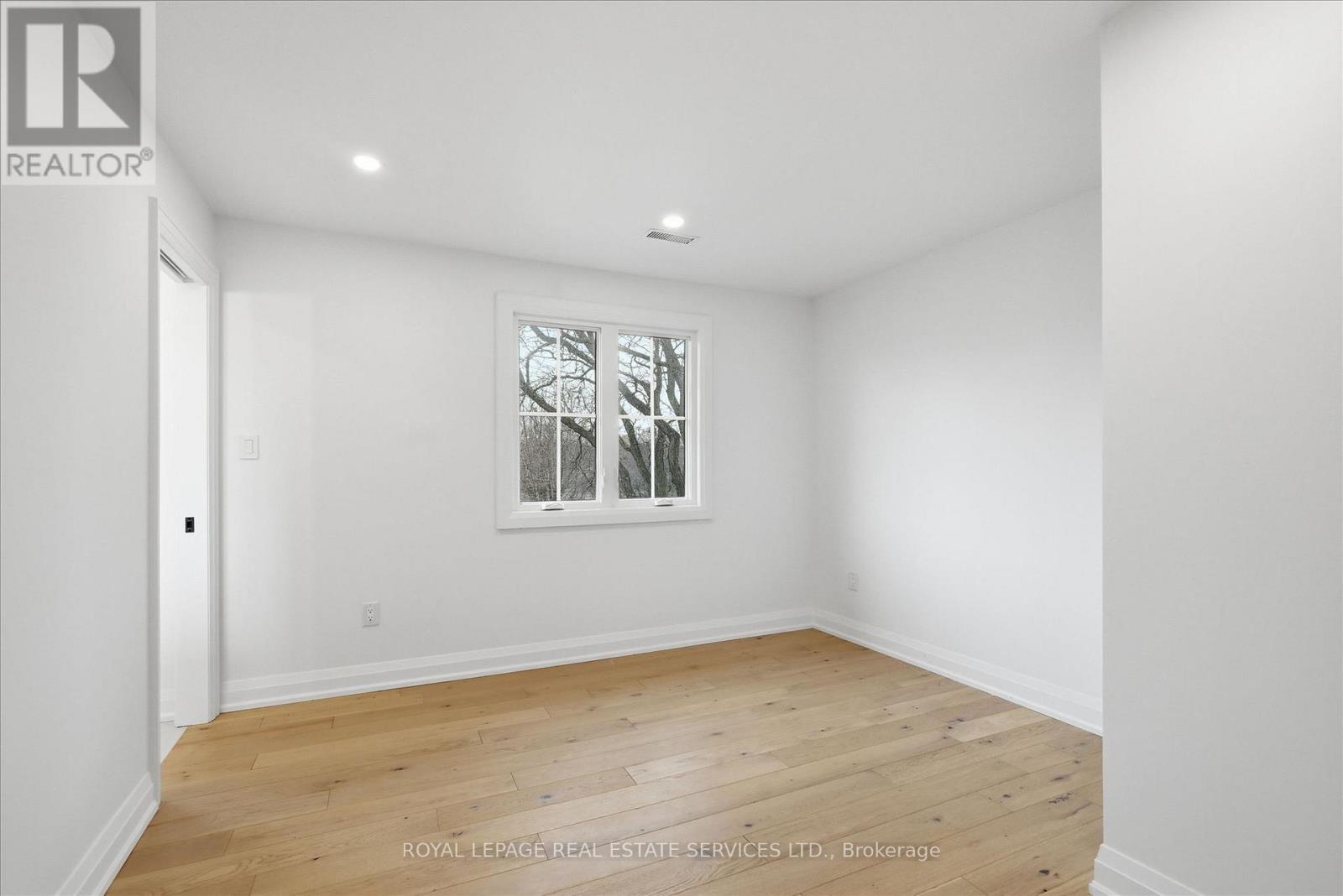 2212 Urwin Crescent, Oakville, Ontario  L6L 2T2 - Photo 27 - W12951654