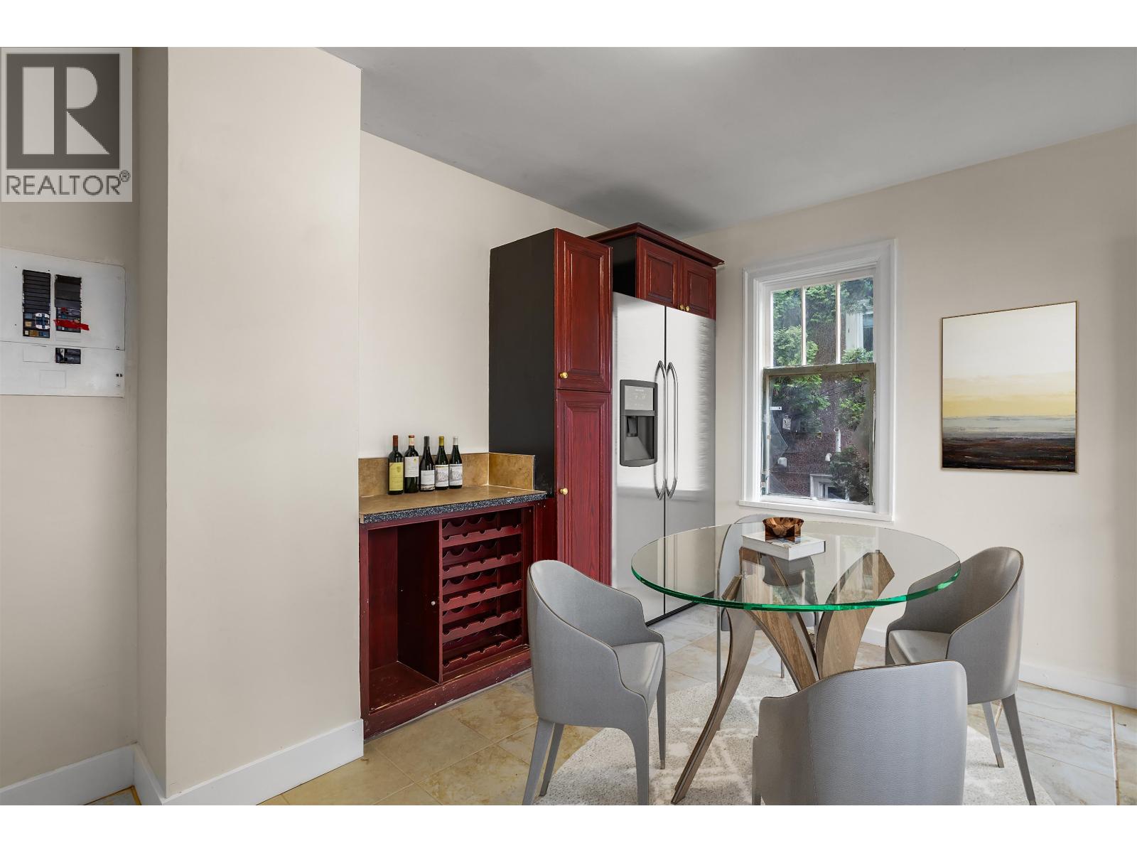 454 Rousseau Street, New Westminster, British Columbia  V3L 3R3 - Photo 4 - R3109448