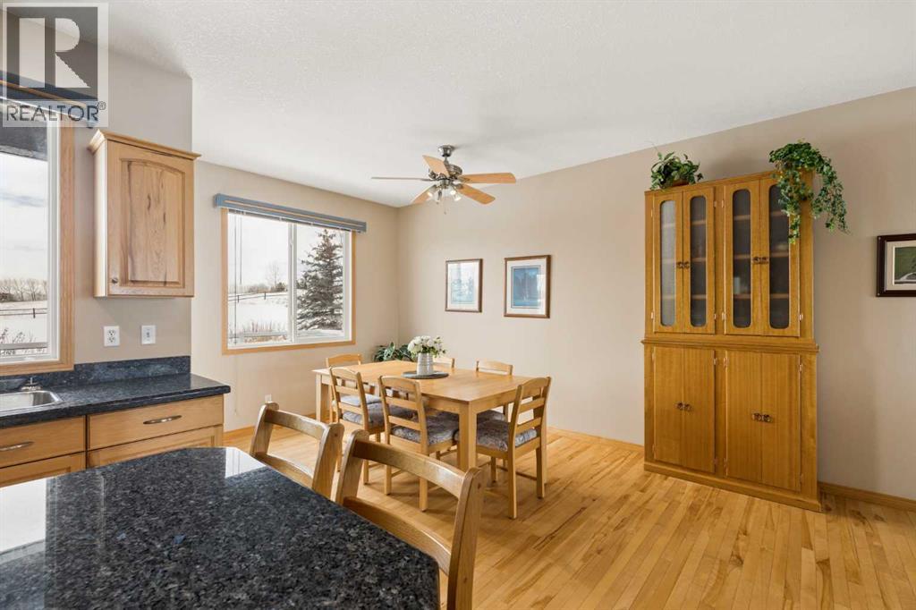 59 Gray Way, Rural Rocky View County, Alberta  T3R 1K7 - Photo 11 - A2301863