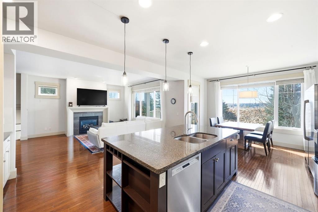 243 Whispering Water Way, Rural Rocky View County, Alberta  T3Z 3T4 - Photo 9 - A2302397