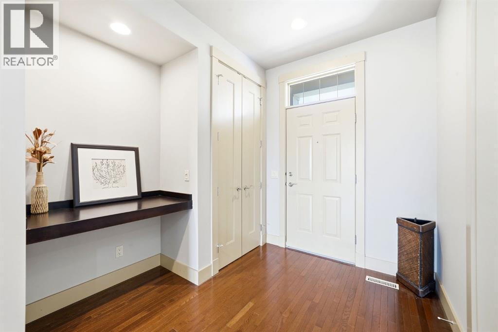 243 Whispering Water Way, Rural Rocky View County, Alberta  T3Z 3T4 - Photo 2 - A2302397