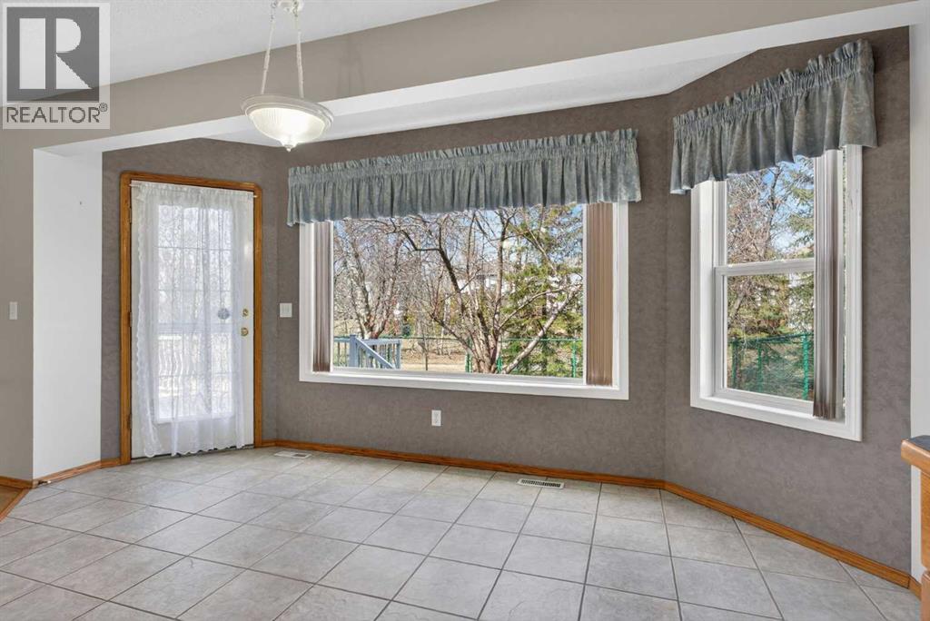 416 Douglas Glen Close SE, Calgary, Alberta  T2Z 3A4 - Photo 14 - A2302986