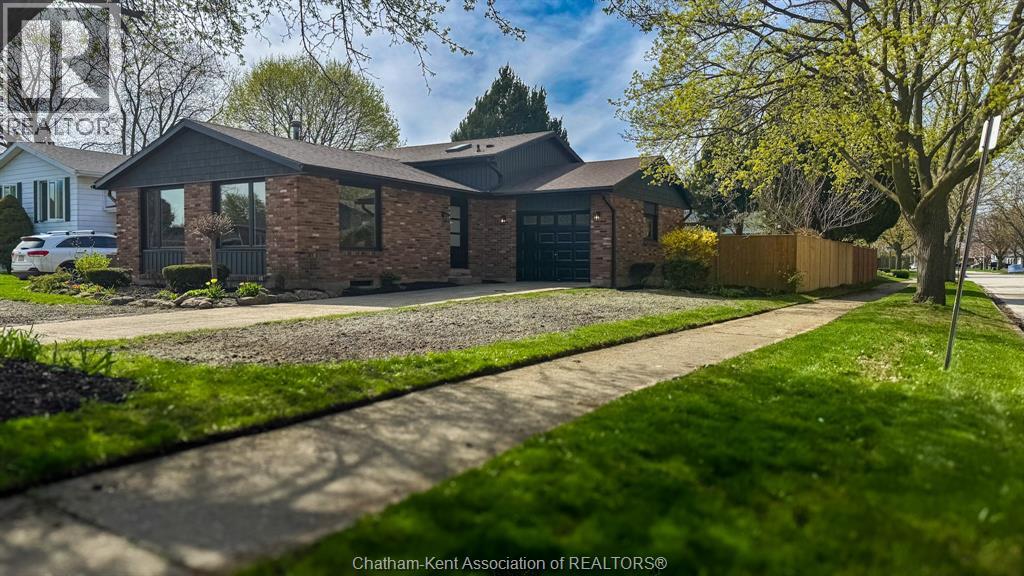 3 Academy CRESCENT, Chatham, Ontario