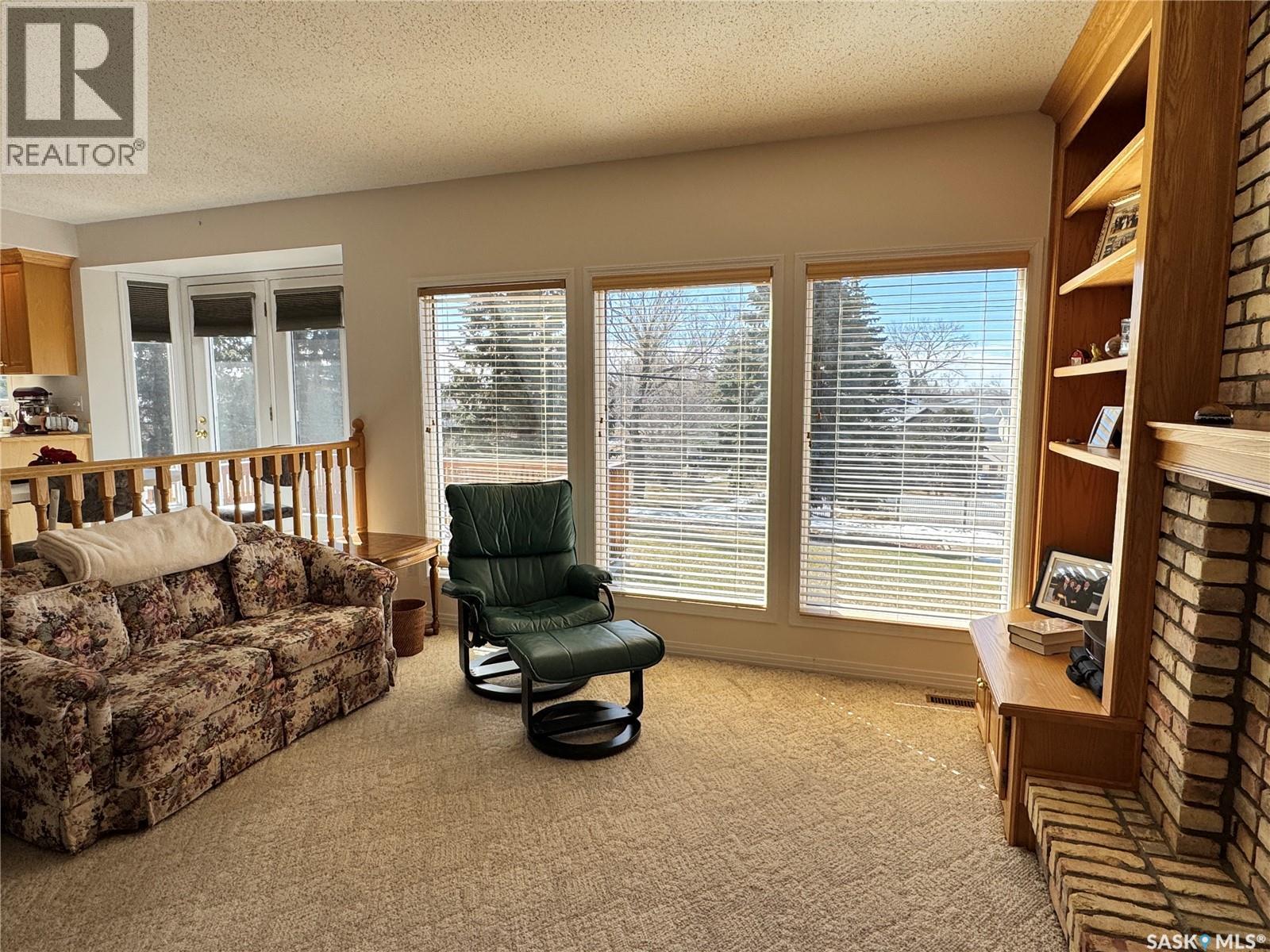 202 7th Avenue W, Biggar, Saskatchewan  S0K 0M0 - Photo 10 - SK033102