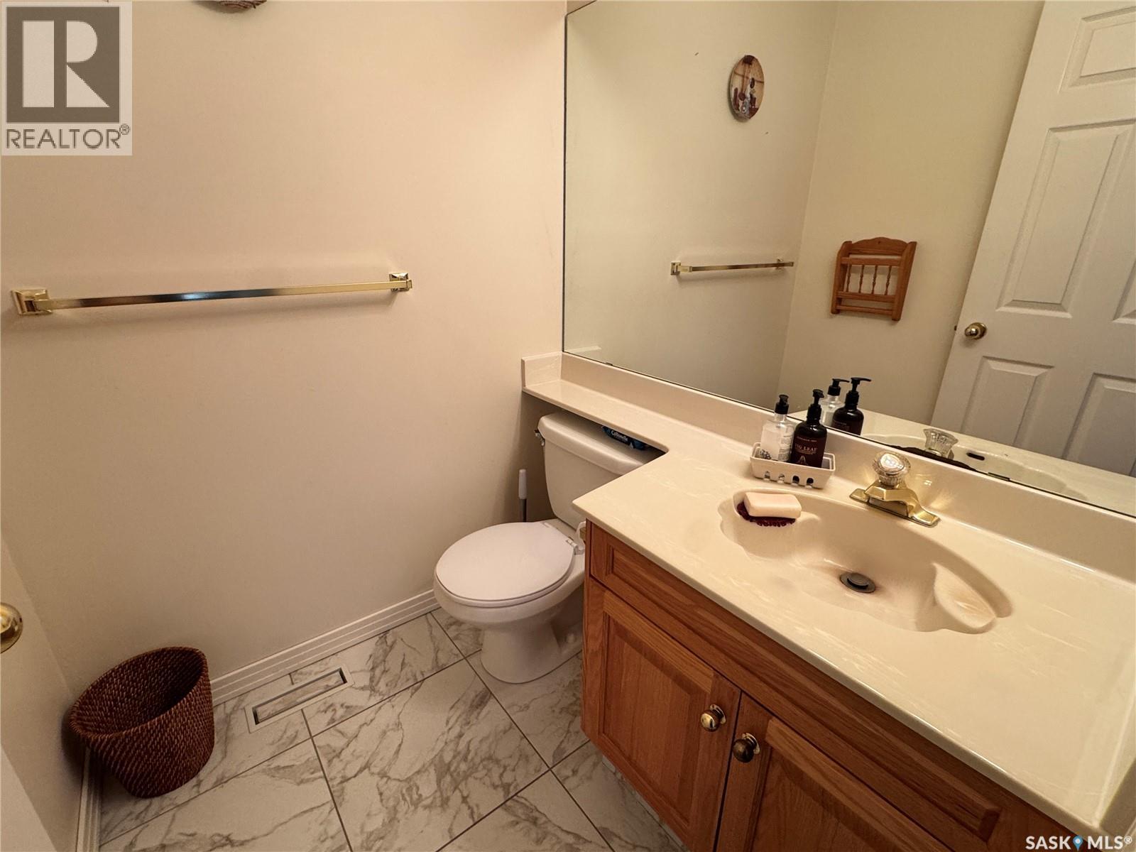 202 7th Avenue W, Biggar, Saskatchewan  S0K 0M0 - Photo 21 - SK033102