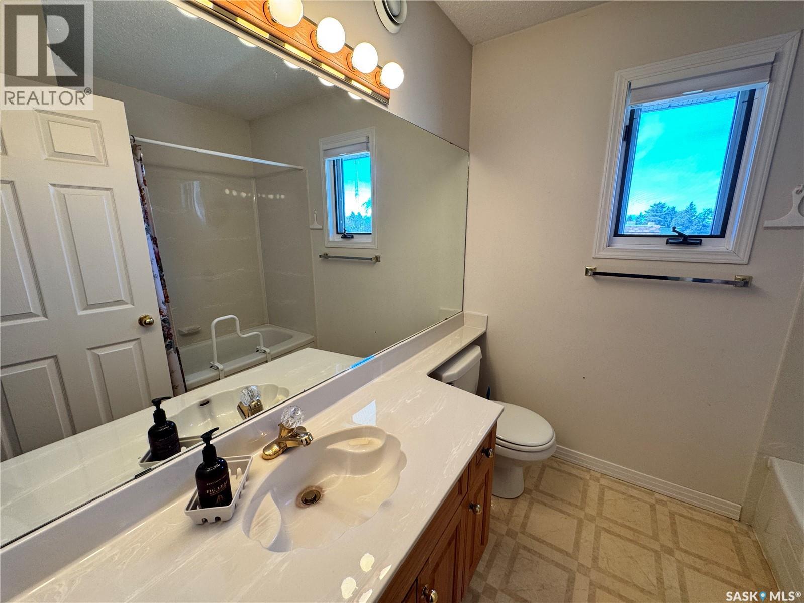 202 7th Avenue W, Biggar, Saskatchewan  S0K 0M0 - Photo 30 - SK033102