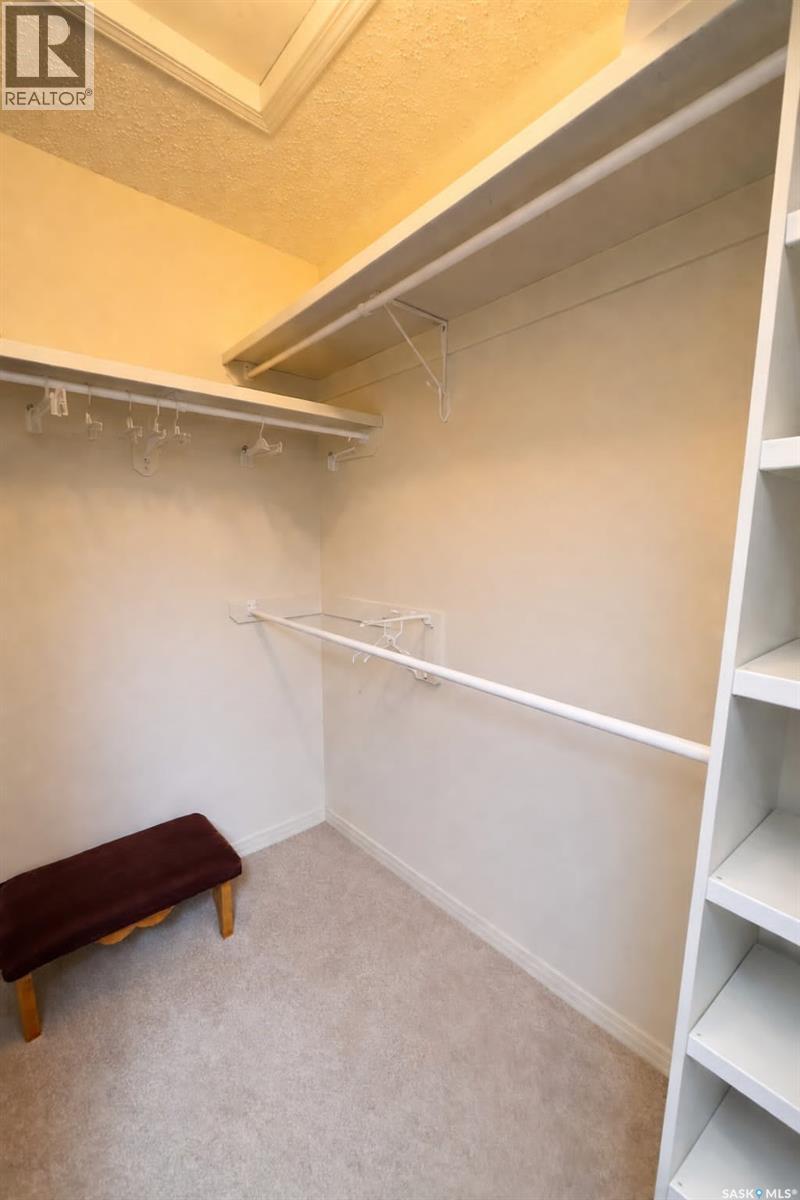 202 7th Avenue W, Biggar, Saskatchewan  S0K 0M0 - Photo 34 - SK033102