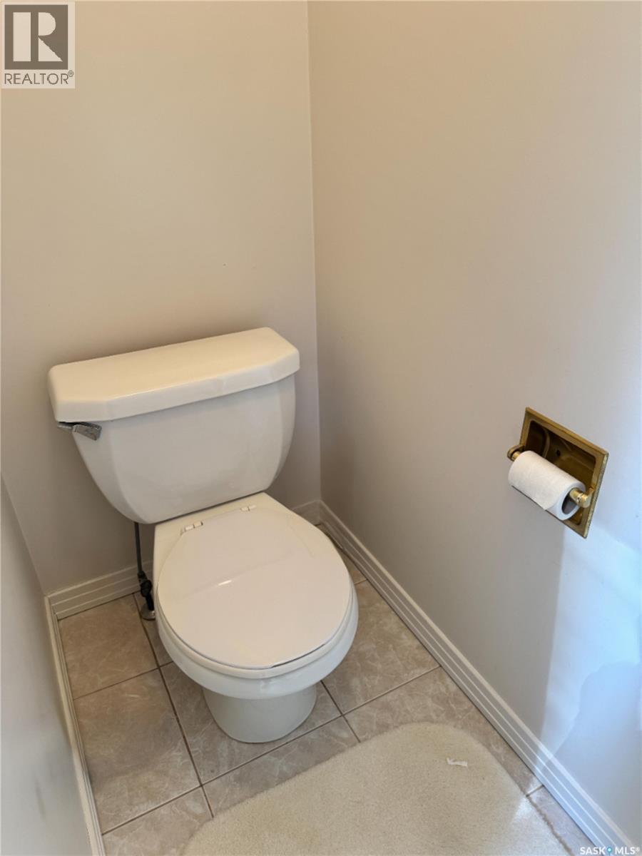 202 7th Avenue W, Biggar, Saskatchewan  S0K 0M0 - Photo 39 - SK033102